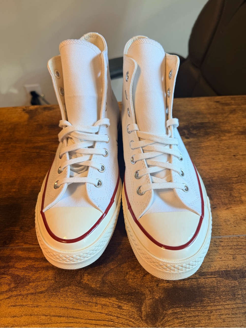 High Top Converse 8M/10W - Picture 3 of 8